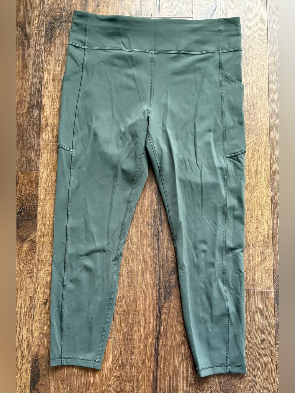 Lululemon Invigorate High-Rise Tights 25”